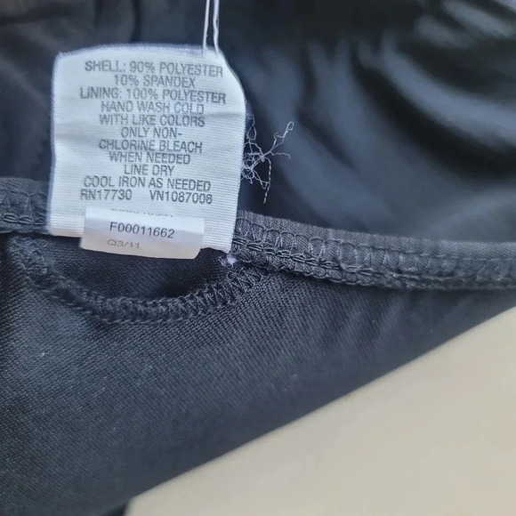 Mossimo Women's Black V-Neck Ruffle top Bathing Swim Suit One Piece Sz L - Picture 9 of 11